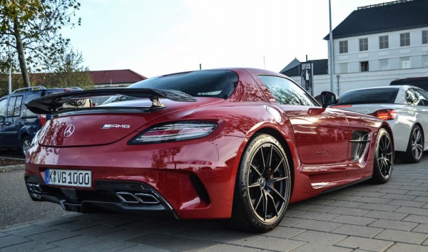 red sls 0 600x354 red sls 0 600x354 at Juicy Red Mercedes SLS Black Series Spotted in Netherlands