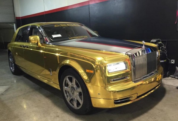 Gold-Chrome-Rolls-Royce-Phantom-0-600x407.jpg