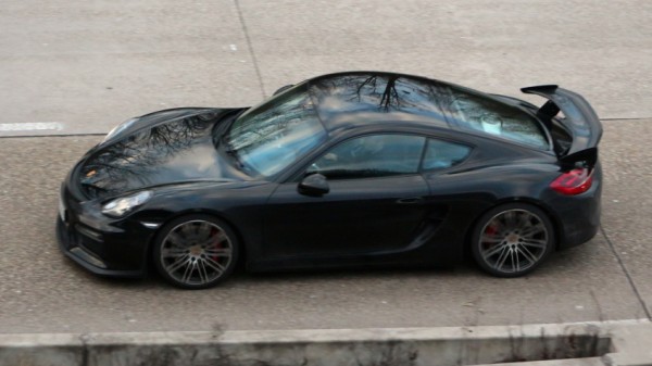 Porsche Cayman GT4 2 600x337 at Porsche Cayman GT4 Spotted on the Autobahn