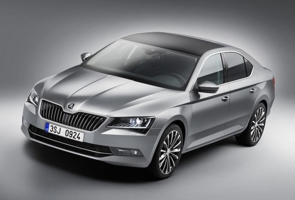 2016 Skoda Superb 0 600x408 at Official: 2016 Skoda Superb 