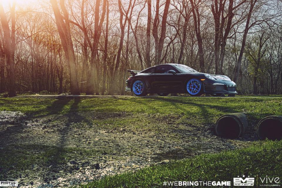 Porsche 911 GT3 от EVS Motors