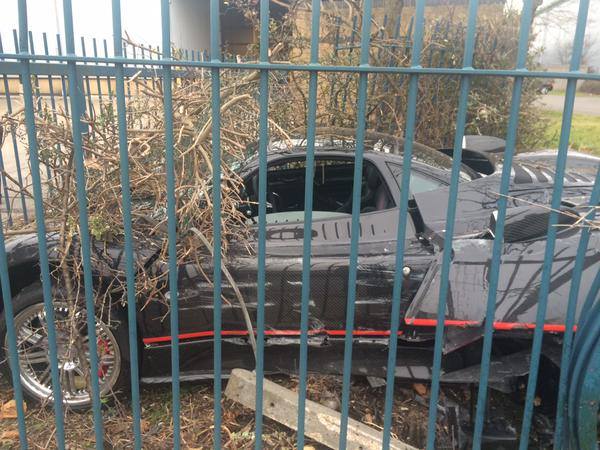 Pagani Zonda crash 3 Pagani Zonda crash 3 at Another Pagani Zonda F Bites the Dust!