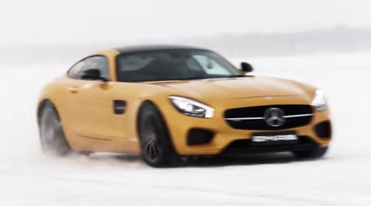 Mercedes amg snow drift #2