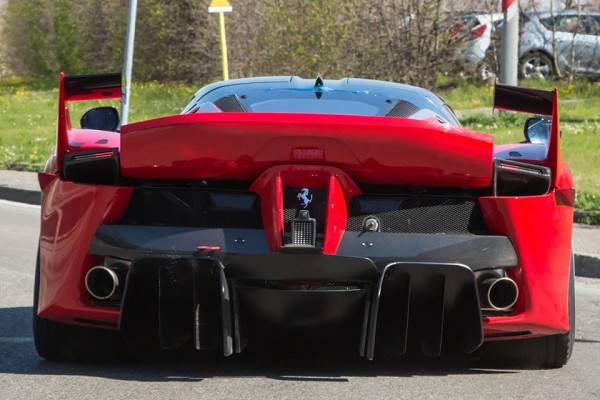 Ferrari FXX K Spot 2 600x400 Ferrari FXX K Spot 2 600x400 at Ferrari FXX K Spotted on the Road in Maranello