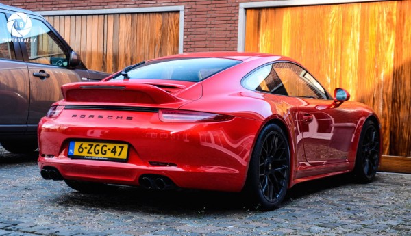 Porsche 991 Carrera GTS 0 600x345 at Porsche 991 Carrera GTS Is Such a Hottie!