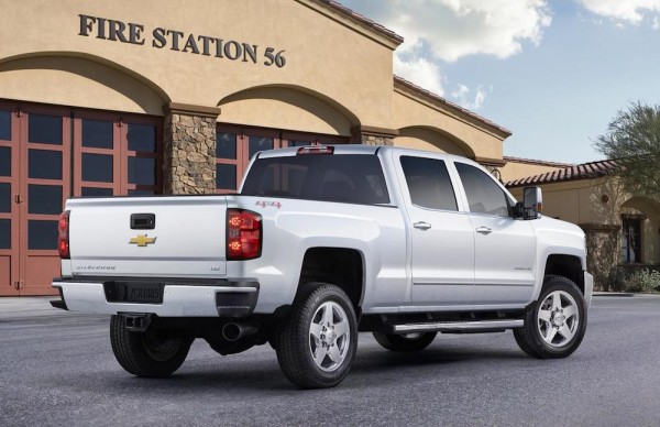 Silverado Custom Sport HD 2 600x388 Silverado Custom Sport HD 2 600x388 at Official: 2015 Chevrolet Silverado Custom Sport HD