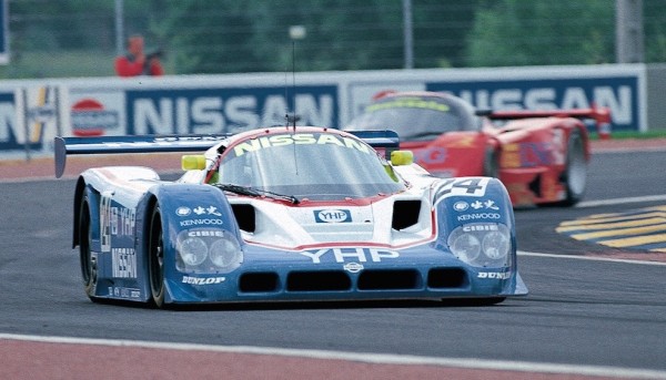 Nissan GT R LM Nismo Retro 2 600x343 at Nissan GT R LM Nismo Gets Retro Livery