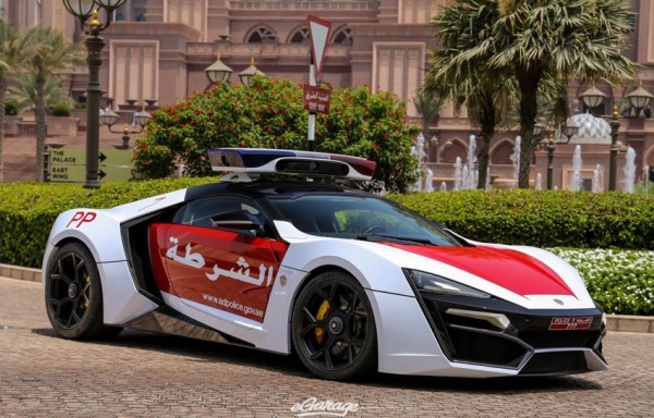 Abu Dhabi Police Lykan Hypersport 0 600x384 Abu Dhabi Police Lykan Hypersport 0 600x384 at Up Close with Abu Dhabi Police Lykan Hypersport