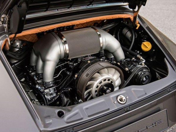 Singer Porsche 911 Targa p 2 600x450 at Singer Porsche 911 Targa Teased for Goodwood Debut