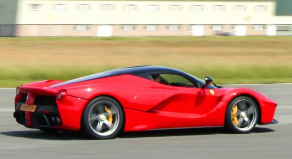 laferrari top gear track 600x327 at LaFerrari Slower Than Pagani Huayra Around Top Gear Test Track