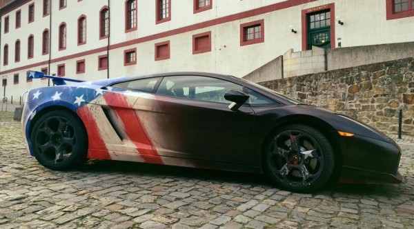 Captain America Lamborghini Gallardo 2 600x332 at Captain America Lamborghini Gallardo Is Trippy!