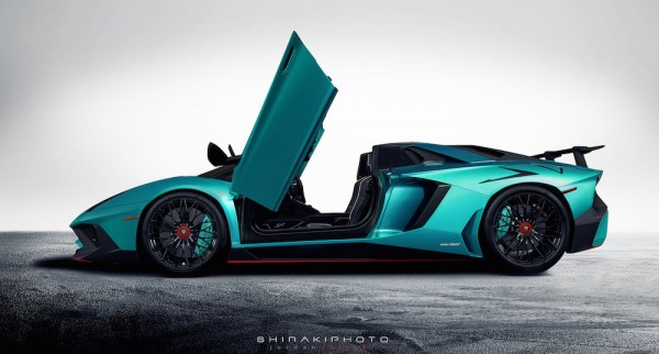 Lamborghini Aventador SV Roadster 2 600x322 at First Look: Lamborghini Aventador SV Roadster