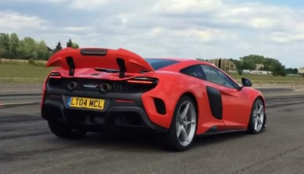 mclaren 675lt test 600x344 at Sport Auto Gives McLaren 675LT a Good Workout