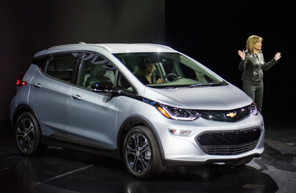 ChevyBoltReveal02 600x392 ChevyBoltReveal02 600x392 at 2017 Chevrolet Bolt EV Revealed at CES