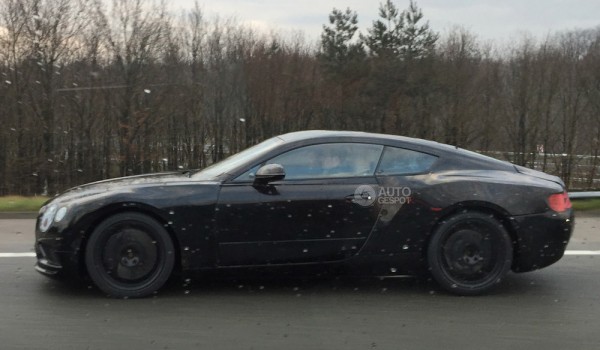 Bentley Continental GT Spy 0 600x350 at New Bentley Continental GT Spied in EXP 10 Clothes