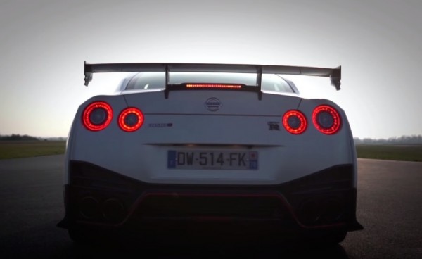Nissan GT R Nismo acc 600x368 at Nissan GT R Nismo Accelerates Like a Mad Man!