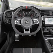 Golf GTI Clubsport Edition 40 8 175x175 at Official: Golf GTI Clubsport Edition 40