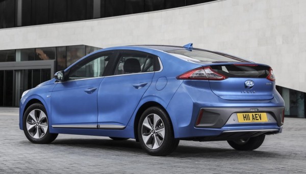 Hyundai IONIQ UK 2 600x342 at UK Spec Hyundai IONIQ: Details and Pricing