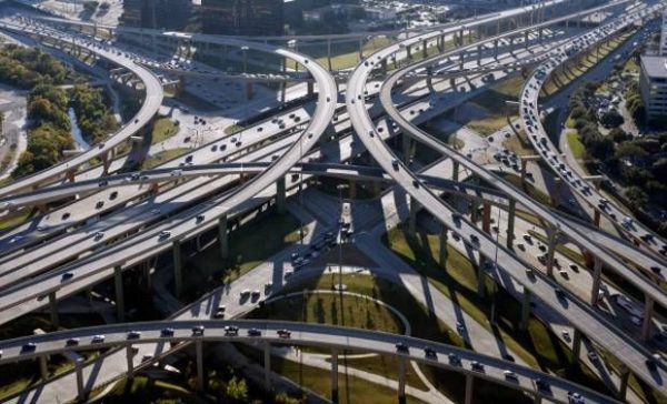 High Five Interchange Dallas United States 600x364 at 9 Fascinating Road Junctions Across the World