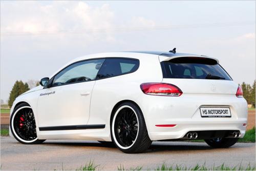 In fact Scirocco Remis is a black n white beauty