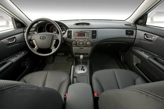 the Magentis also features a new interior, where you can find up to date 