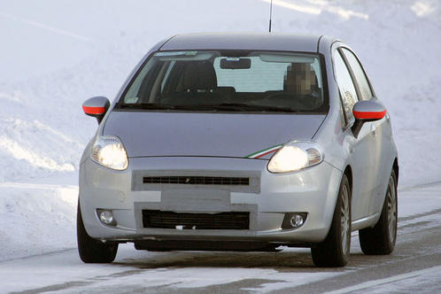 2010 Fiat Grande Punto facelift spyshots fiat grand punto spy11