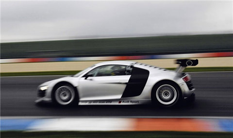 More on Audi R8 GT3 audi gt3 r8 customer race car