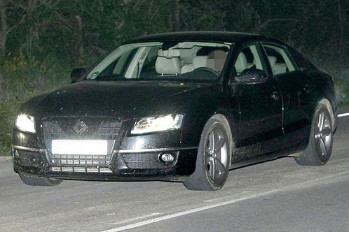audi a5 sportback spy 1 at 2010 Audi A5 Sportback spied at night