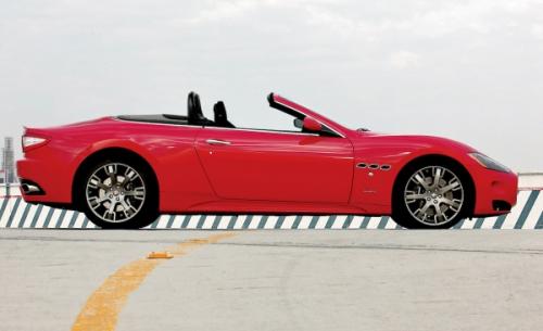 Red+maserati+spyder+convertible