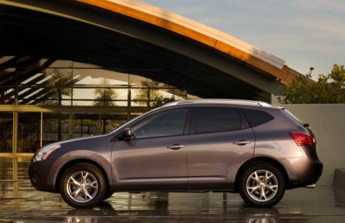 2010 nissan rogue 2 1 at 2010 Nissan Rogue pricing announced