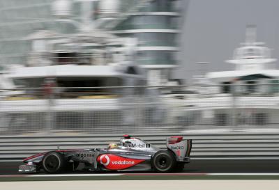 abudhabi qualifying 2 at Abu Dhabi GP: Lewis Hamilton takes Pole Position