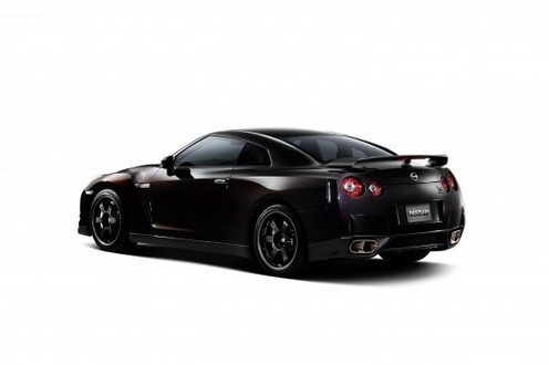 nissan gt r 2 at Nissan updates the GT R for 2010