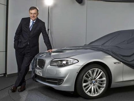2010 bmw 5er 3 at 2010 BMW 5 Series revealed   partially!