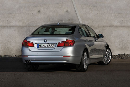 BMW 5er 2010 2 at 2010 BMW 5 Series revealed in full