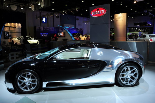 Bugatti dubai 4 at Three special edition Bugatti Veyrons unveiled in Dubai