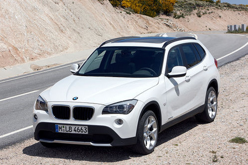 BMW X1 at 2010 BMW X1 gets two new engines
