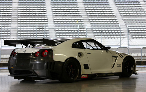 nisan gtr gt1 2 at 2010 Nissan GT R GT1 Racer