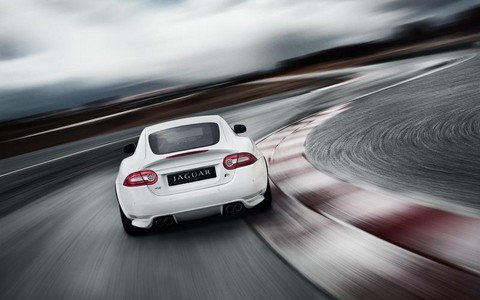 2011 jaguar xkr 4 at 2011 Jaguar XKR Gets Speed & Black Pack
