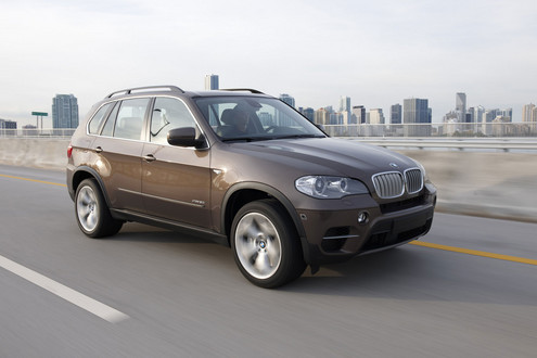 2011 x5 2 at 2011 BMW X5 Facelift Gets Twin Turbo Six As Well