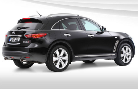 Infiniti FX30d S 2 at Infiniti Launches New V6 Diesel Engine For Europe