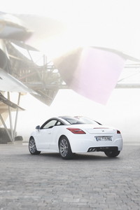 2010 peugeot rcz 12 at New Pictures Of 2010 Peugeot RCZ