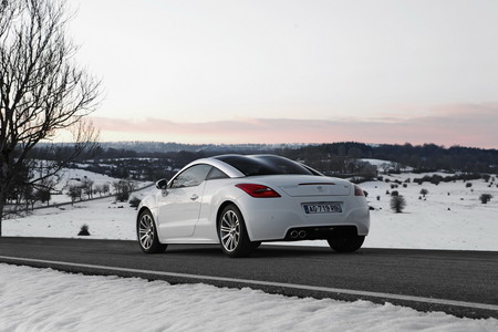 2010 peugeot rcz 5 at New Pictures Of 2010 Peugeot RCZ