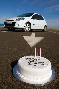 Renault Clio 20th 7 at Renault Clio 20th Special Edition