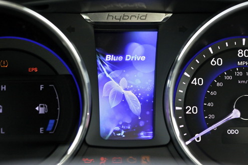 2011 Hyundai Sonata Hybrid 8 2011 Hyundai Sonata Hybrid 8 at 2011 Hyundai Sonata Hybrid Officially Unveiled