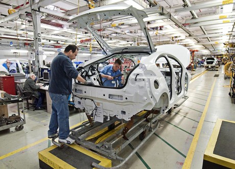 ampera production 3 at Vauxhall Ampera Steps Into Pre Production Phase
