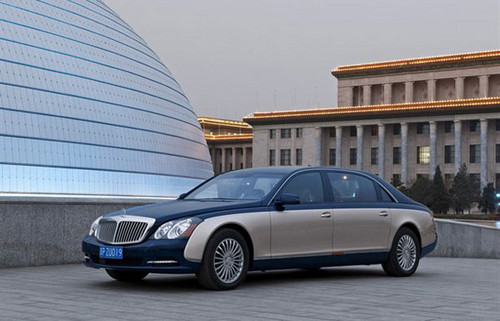 maybach facelift 1 at First Pictures Of 2011 Maybach Facelift 
