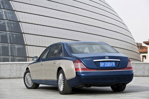 maybach facelift 2 at First Pictures Of 2011 Maybach Facelift 