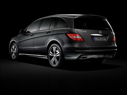 2011 Mercedes R Class 2 at 2011 Mercedes R Class Facelift Pricing And Options