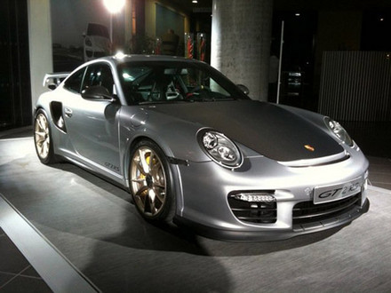 911 GT2 RS leak 1 at New Leaked Pictures Of Porsche 997 GT2 RS