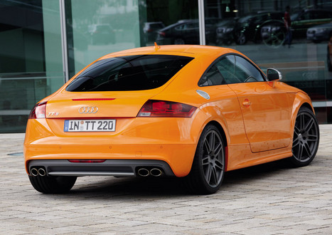 audi tts facelift orange 3 at 2011 Audi TTS Facelift In Orange